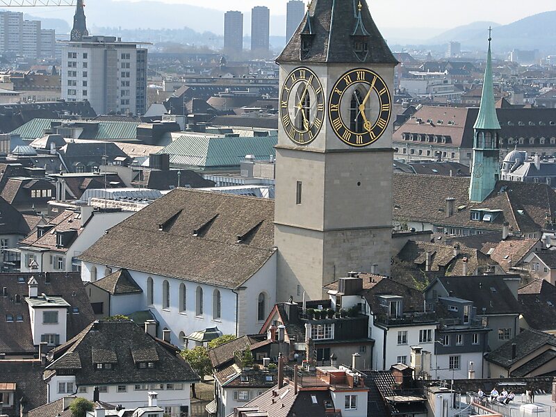 Illustration. Zürich. Église Saint-Pierre. Église protestante d'architecture baroque, par Faites entrer les musiciens. 2023-11-17